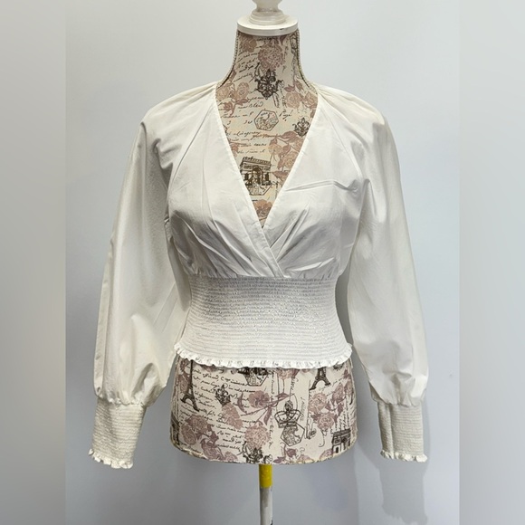 DIANE VON FURSTENBERG White surplice smocked waist Blouse size S - Picture 1 of 10